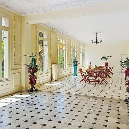 Le Louvre By Interhome Menton