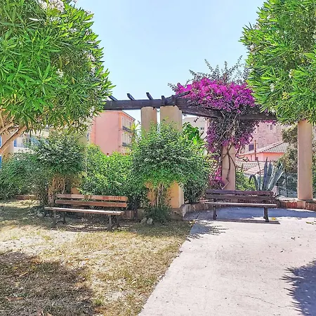 Apartament Le Louvre By Interhome Mentona